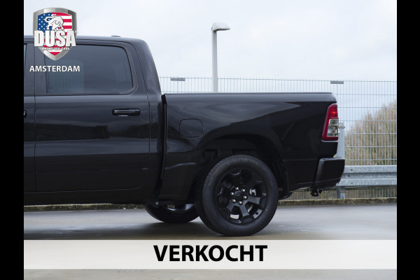 Dodge Ram | 1500 | Big Horn | Night | Final V8 Edition | 4x4 | Crew Cab Leder Interieur | Panorama dak | Night edition | INCL BPM-VOORDEEL Getoonde accessoires zijn verkrijgbaar tegen meerprijs