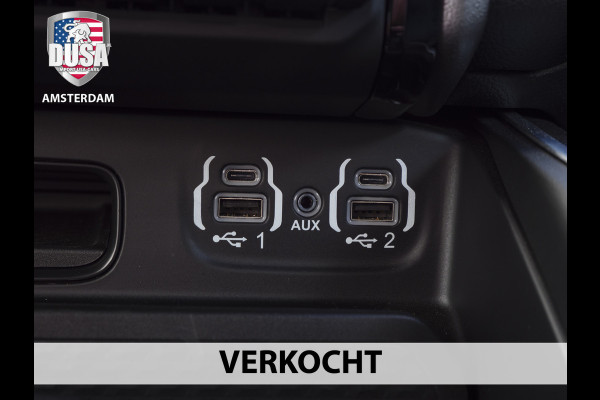 Dodge Ram | 1500 | Big Horn | Night | Final V8 Edition | 4x4 | Crew Cab Leder Interieur | Panorama dak | Night edition | INCL BPM-VOORDEEL Getoonde accessoires zijn verkrijgbaar tegen meerprijs