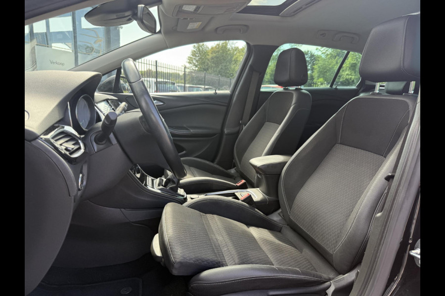 Opel Astra Sports Tourer 1.4 Innovation 2e Eigenaar,Navi,Camera,Trekhaak,150pk,Halfleder,6 Bak,Pdc V+A,Lm Velgen,Clima,Cruise,Nieuwe Apk bij Aflevering