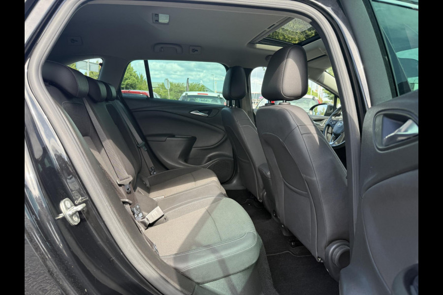 Opel Astra Sports Tourer 1.4 Innovation 2e Eigenaar,Navi,Camera,Trekhaak,150pk,Halfleder,6 Bak,Pdc V+A,Lm Velgen,Clima,Cruise,Nieuwe Apk bij Aflevering
