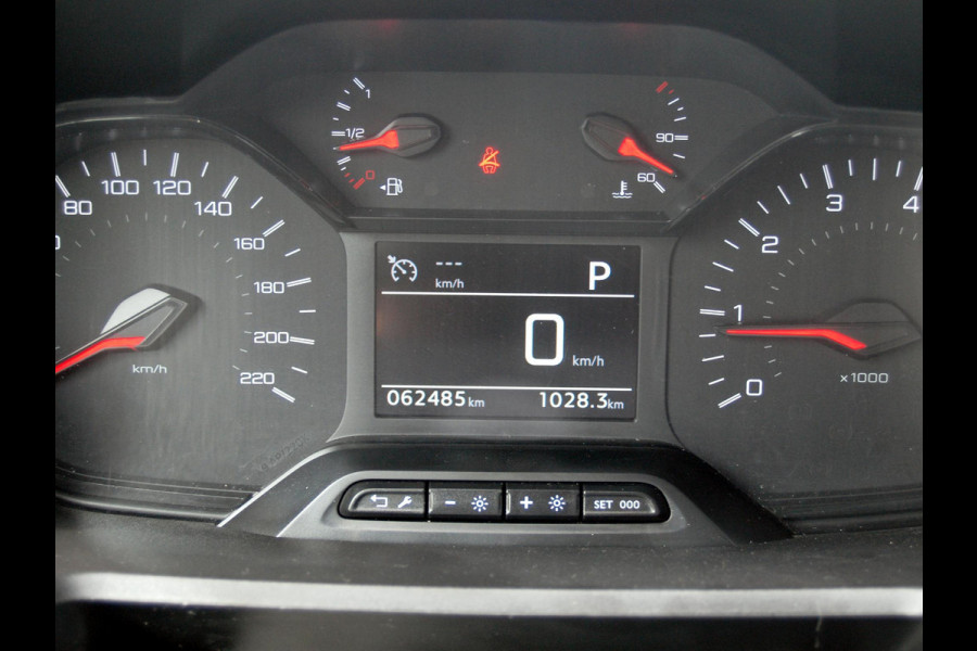 Peugeot Partner 1.5 BlueHDI Asphalt Long | Camera | Trekhaak | Cruise Control | Apple Carplay | Automaat |