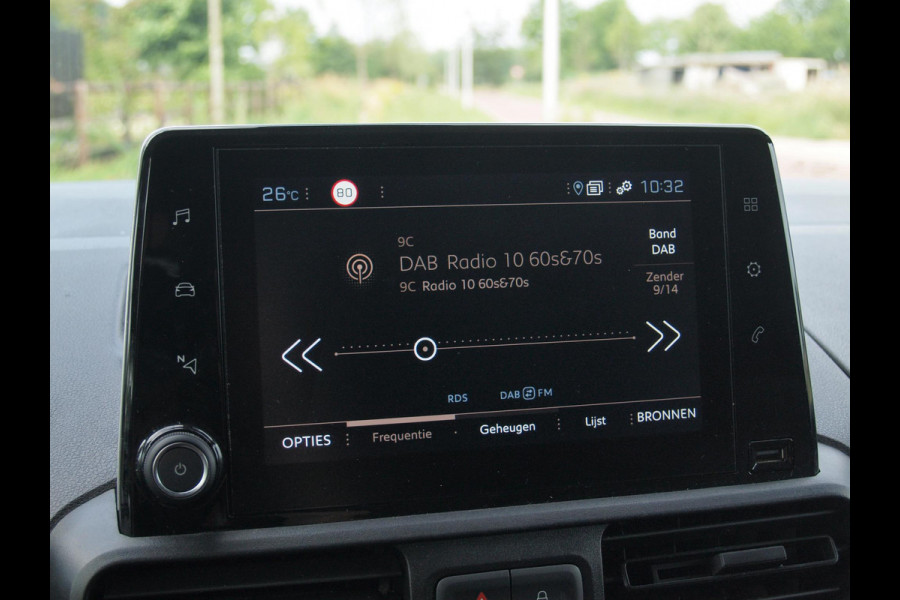 Peugeot Partner 1.5 BlueHDI Asphalt Long | Camera | Trekhaak | Cruise Control | Apple Carplay | Automaat |