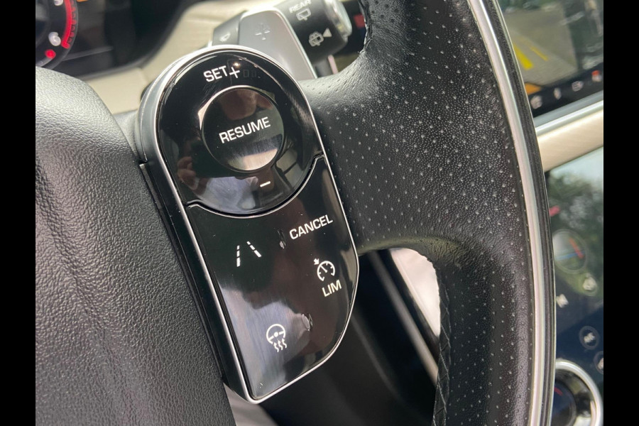 Land Rover Range Rover Velar 2.0 4x4 R-DYNAMIC/PANO/VIRTUAL/GRIJS-KENTEKEN