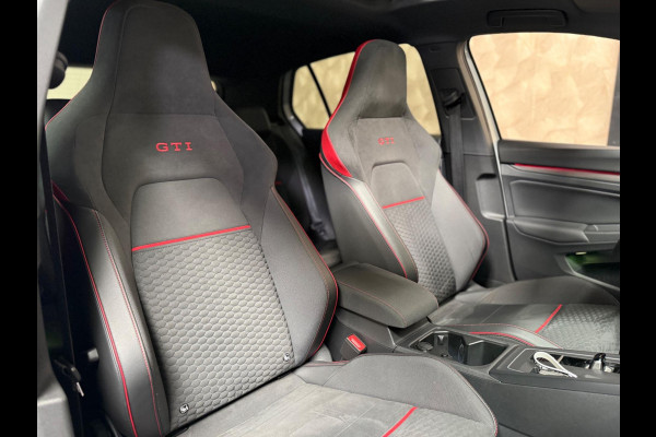 Volkswagen Golf 2.0 TSI GTI Clubsport 45 Jahre Edition | Akra | Pano | Camera | Keyless | Sfeerverlichting