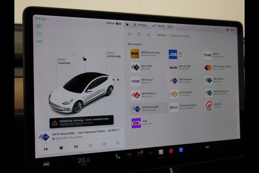 Tesla Model 3 Long Range AWD 75kWh 463PK Lmv 19" FSD-3 Computer Premium Audio AutoPilot Panoramadak Camera's Leer Adaptive-Cruise-Control+Stop 4WD Stoel en achterbank verwarming Elektr.Stoelen+Memory+Easy-Entry WiFi 1e Eigenaar Org. Nederlandse Auto Garantie op Accu/Motor tot 16-03-2028/192.000km