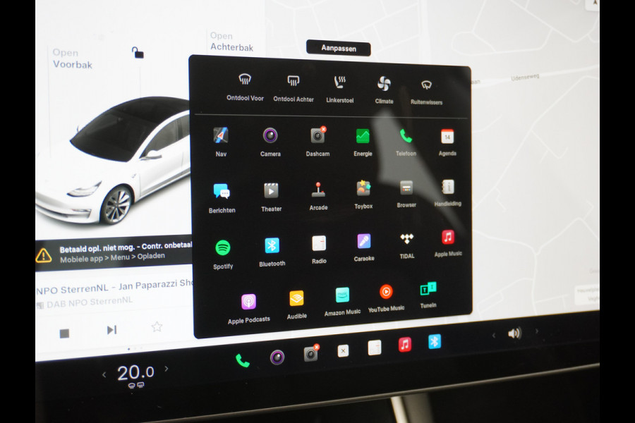 Tesla Model 3 Long Range AWD 75kWh 463PK Lmv 19" FSD-3 Computer Premium Audio AutoPilot Panoramadak Camera's Leer Adaptive-Cruise-Control+Stop 4WD Stoel en achterbank verwarming Elektr.Stoelen+Memory+Easy-Entry WiFi 1e Eigenaar Org. Nederlandse Auto Garantie op Accu/Motor tot 16-03-2028/192.000km