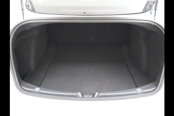Tesla Model 3 Long Range AWD 75kWh 463PK Lmv 19" FSD-3 Computer Premium Audio AutoPilot Panoramadak Camera's Leer Adaptive-Cruise-Control+Stop 4WD Stoel en achterbank verwarming Elektr.Stoelen+Memory+Easy-Entry WiFi 1e Eigenaar Org. Nederlandse Auto Garantie op Accu/Motor tot 16-03-2028/192.000km
