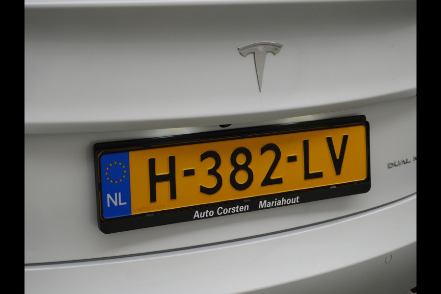 Tesla Model 3 Long Range AWD 75kWh 463PK Lmv 19" FSD-3 Computer Premium Audio AutoPilot Panoramadak Camera's Leer Adaptive-Cruise-Control+Stop 4WD Stoel en achterbank verwarming Elektr.Stoelen+Memory+Easy-Entry WiFi 1e Eigenaar Org. Nederlandse Auto Garantie op Accu/Motor tot 16-03-2028/192.000km