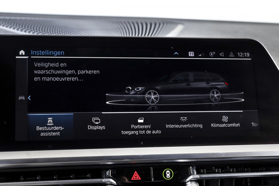 BMW 3 Serie Touring 330e 292 PK xDrive High Executive M-Sport - Automaat | Dig. Cockpit | Cruise | Stoelverw. | PDC | 360 Camera | NAV + App. Connect | ECC | Elek. Klep | DAB | LM 18" | 8487