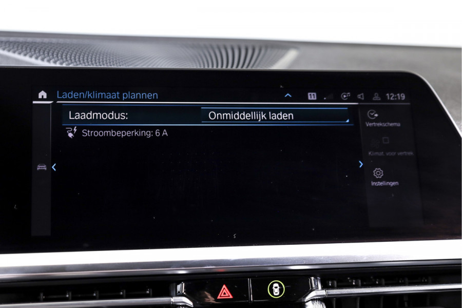 BMW 3 Serie Touring 330e 292 PK xDrive High Executive M-Sport - Automaat | Dig. Cockpit | Cruise | Stoelverw. | PDC | 360 Camera | NAV + App. Connect | ECC | Elek. Klep | DAB | LM 18" | 8487
