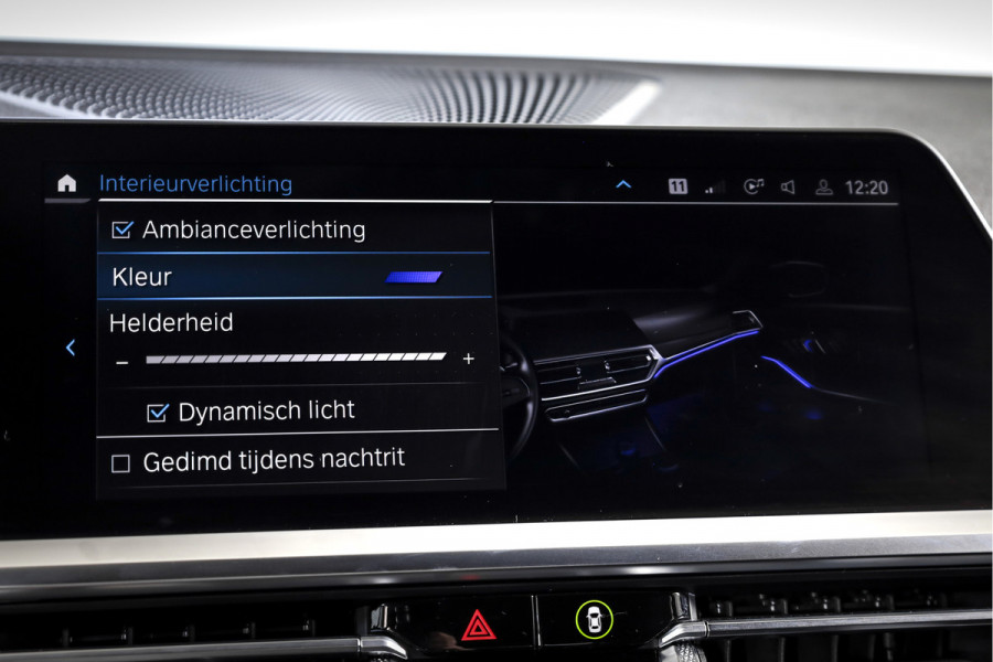 BMW 3 Serie Touring 330e 292 PK xDrive High Executive M-Sport - Automaat | Dig. Cockpit | Cruise | Stoelverw. | PDC | 360 Camera | NAV + App. Connect | ECC | Elek. Klep | DAB | LM 18" | 8487
