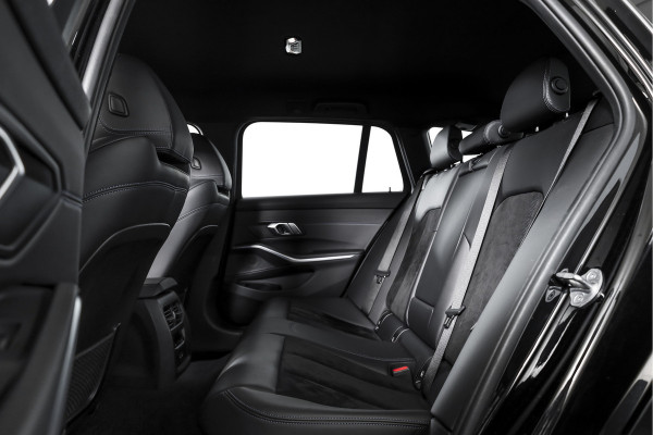 BMW 3 Serie Touring 330e 292 PK xDrive High Executive M-Sport - Automaat | Dig. Cockpit | Cruise | Stoelverw. | PDC | 360 Camera | NAV + App. Connect | ECC | Elek. Klep | DAB | LM 18" | 8487
