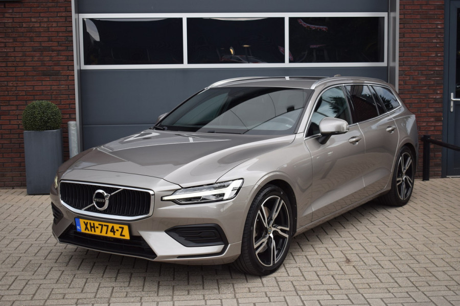 Volvo V60 2.0 T5 250pk Momentum | Trekhaak