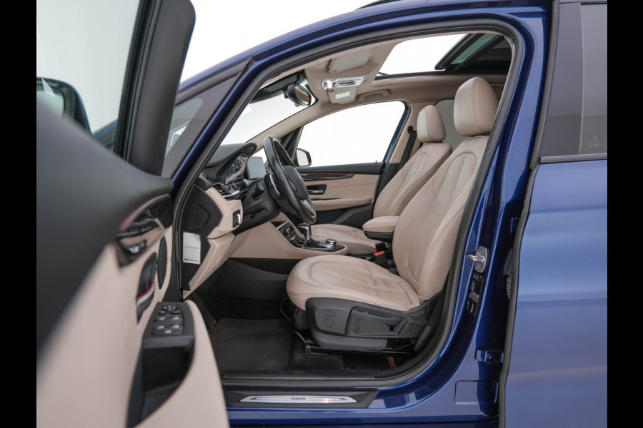 BMW 2 Serie Gran Tourer 218D High Executive Luxury-Line 7-Pers Aut. *PANO | NAVI-FULLMAP | LUXURY-LEATHER | FULL-LED | ECC | KEYLESS | HEATED-COMFORTSEATS | SHIFT-PADDLES | AMBIENT-LIGHT | CAMERA | HEAD UP | PDC | TOWBAR | 17"ALU*
