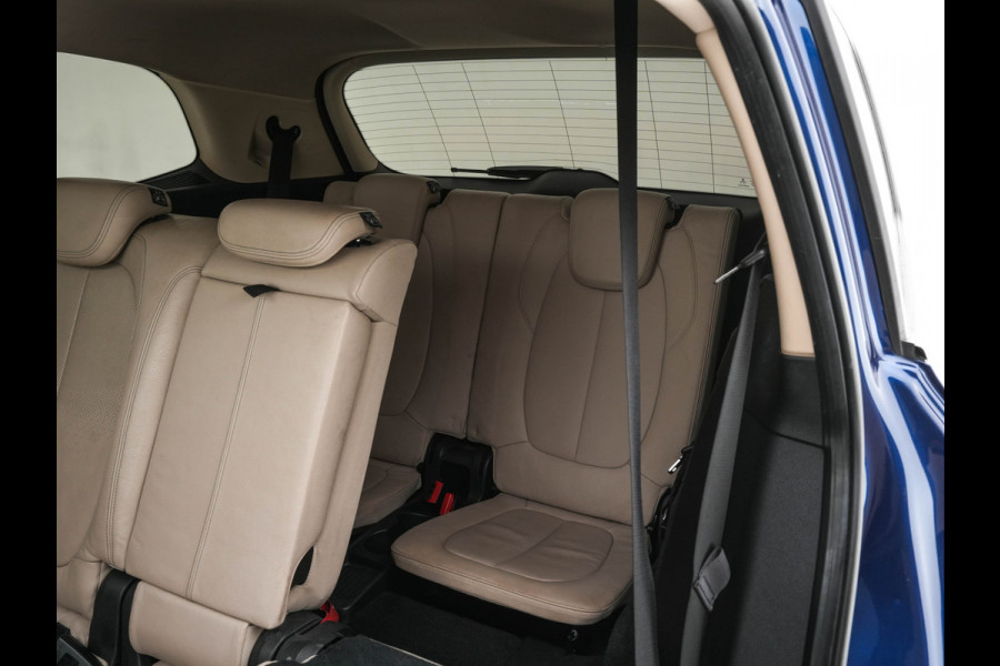 BMW 2 Serie Gran Tourer 218D High Executive Luxury-Line 7-Pers Aut. *PANO | NAVI-FULLMAP | LUXURY-LEATHER | FULL-LED | ECC | KEYLESS | HEATED-COMFORTSEATS | SHIFT-PADDLES | AMBIENT-LIGHT | CAMERA | HEAD UP | PDC | TOWBAR | 17"ALU*