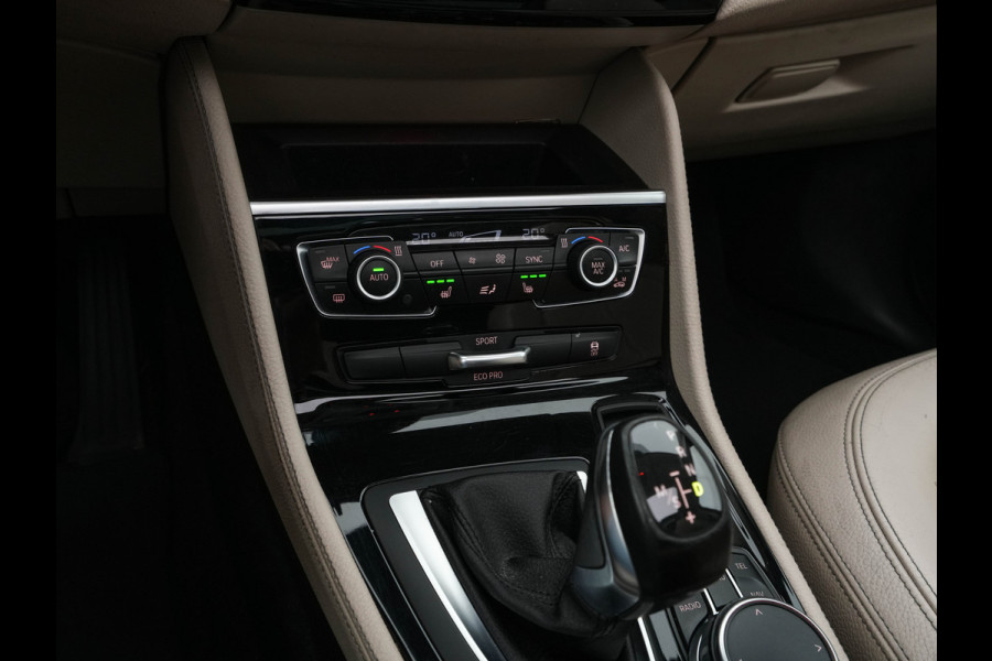 BMW 2 Serie Gran Tourer 218D High Executive Luxury-Line 7-Pers Aut. *PANO | NAVI-FULLMAP | LUXURY-LEATHER | FULL-LED | ECC | KEYLESS | HEATED-COMFORTSEATS | SHIFT-PADDLES | AMBIENT-LIGHT | CAMERA | HEAD UP | PDC | TOWBAR | 17"ALU*