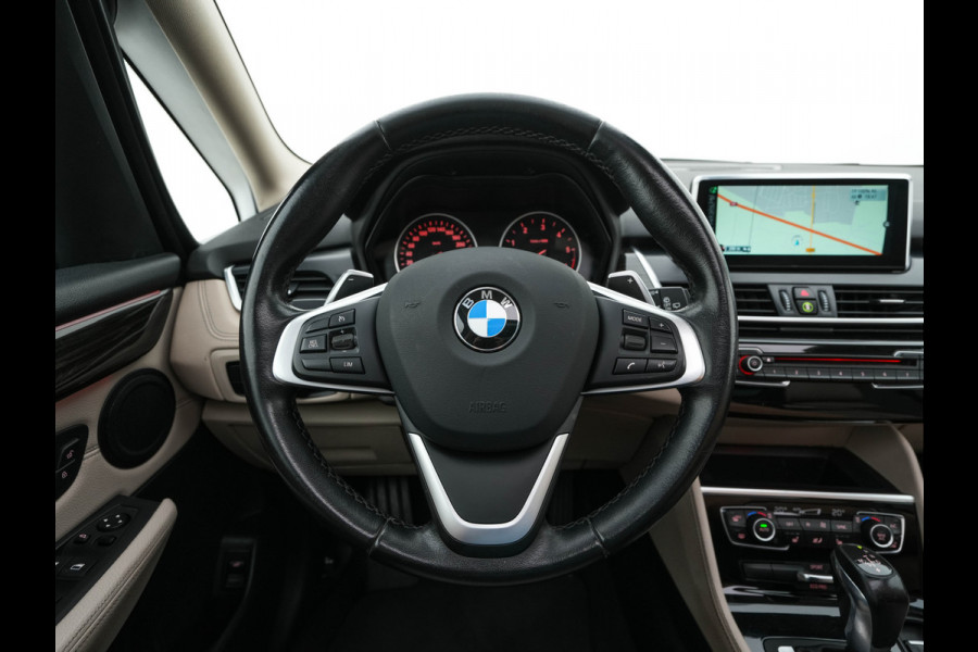 BMW 2 Serie Gran Tourer 218D High Executive Luxury-Line 7-Pers Aut. *PANO | NAVI-FULLMAP | LUXURY-LEATHER | FULL-LED | ECC | KEYLESS | HEATED-COMFORTSEATS | SHIFT-PADDLES | AMBIENT-LIGHT | CAMERA | HEAD UP | PDC | TOWBAR | 17"ALU*