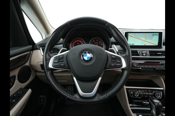 BMW 2 Serie Gran Tourer 218D High Executive Luxury-Line 7-Pers Aut. *PANO | NAVI-FULLMAP | LUXURY-LEATHER | FULL-LED | ECC | KEYLESS | HEATED-COMFORTSEATS | SHIFT-PADDLES | AMBIENT-LIGHT | CAMERA | HEAD UP | PDC | TOWBAR | 17"ALU*