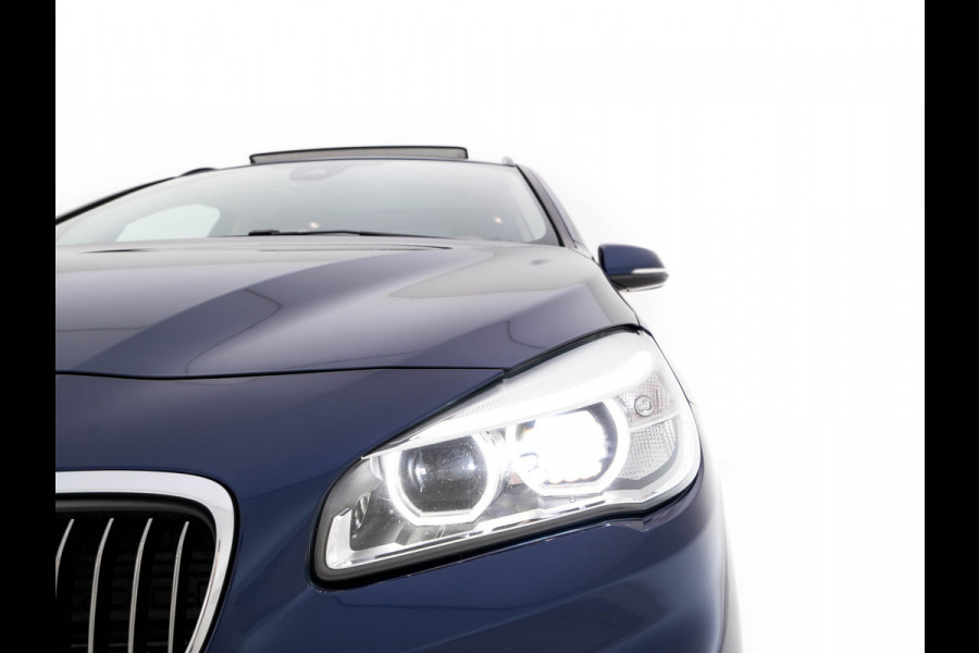 BMW 2 Serie Gran Tourer 218D High Executive Luxury-Line 7-Pers Aut. *PANO | NAVI-FULLMAP | LUXURY-LEATHER | FULL-LED | ECC | KEYLESS | HEATED-COMFORTSEATS | SHIFT-PADDLES | AMBIENT-LIGHT | CAMERA | HEAD UP | PDC | TOWBAR | 17"ALU*