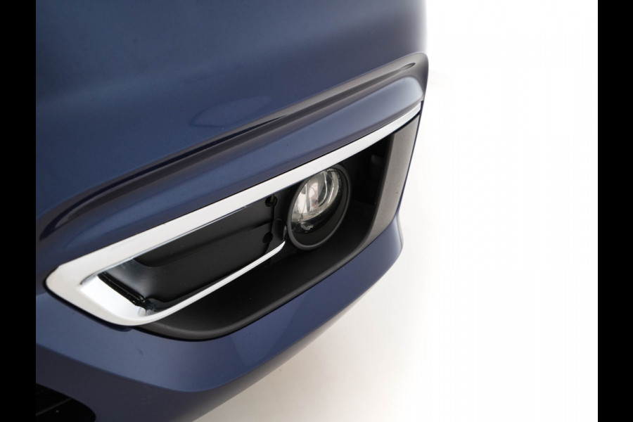 BMW 2 Serie Gran Tourer 218D High Executive Luxury-Line 7-Pers Aut. *PANO | NAVI-FULLMAP | LUXURY-LEATHER | FULL-LED | ECC | KEYLESS | HEATED-COMFORTSEATS | SHIFT-PADDLES | AMBIENT-LIGHT | CAMERA | HEAD UP | PDC | TOWBAR | 17"ALU*