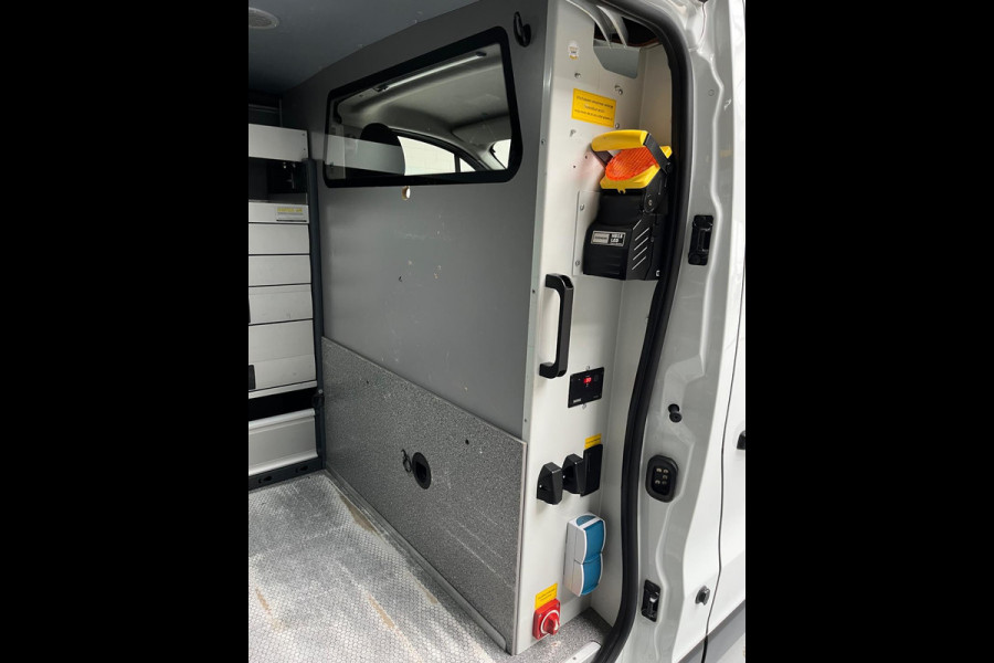 Renault Trafic Servicewagen 1.6 dCi euro6 T27 L1H1 Comfort Bott inrichting Victron v230 Standkachel Trekhaak RIJKLAARPRIJS!