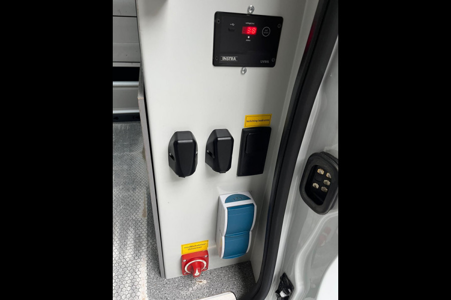 Renault Trafic Servicewagen 1.6 dCi euro6 T27 L1H1 Comfort Bott inrichting Victron v230 Standkachel Trekhaak RIJKLAARPRIJS!