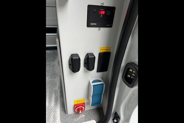Renault Trafic Servicewagen 1.6 dCi euro6 T27 L1H1 Comfort Bott inrichting Victron v230 Standkachel Trekhaak RIJKLAARPRIJS!