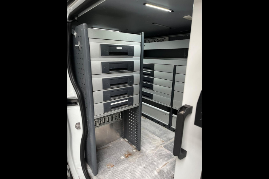 Renault Trafic Servicewagen 1.6 dCi euro6 T27 L1H1 Comfort Bott inrichting Victron v230 Standkachel Trekhaak RIJKLAARPRIJS!