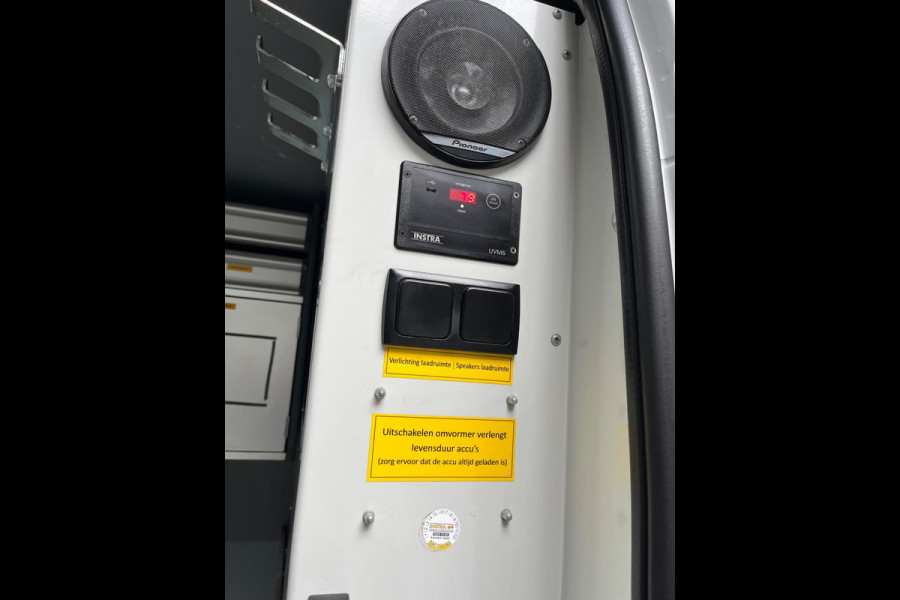 Renault Master Servicewagen T35 2.3 dCi 145pk euro6 L2H2 BOTT Inrichting, Victron omvormer, Standkachel, Trekhaak, RIJKLAARPRIJS!