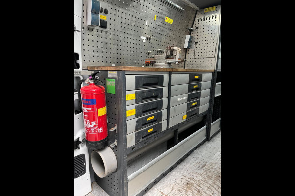 Renault Master Servicewagen T35 2.3 dCi 145pk euro6 L2H2 BOTT Inrichting, Victron omvormer, Standkachel, Trekhaak, RIJKLAARPRIJS!