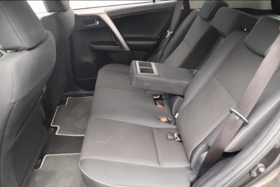 Toyota RAV4 2.5 Hybrid Dynamic Sport Trekhaak Camera Stoelverwarming