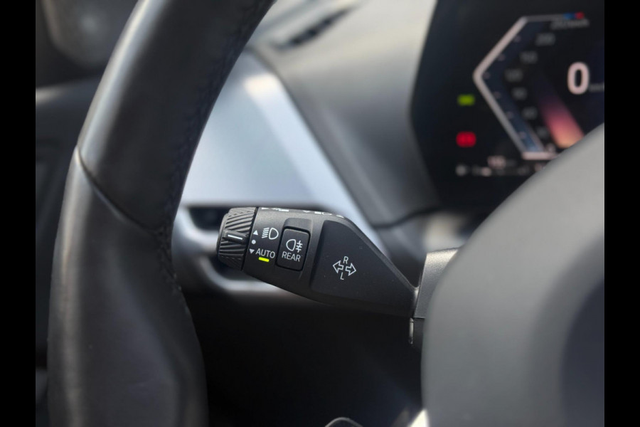 BMW 1-serie 120 | M-Sport Pro | Aero Pakket | Harman/Kardon | Head-Up Display | Pano| Trekhaak | Shadow Line | Cruise Control