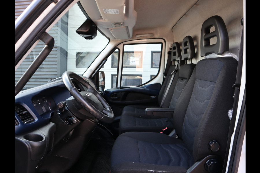 Iveco Daily 35S18 3.0 Euro 6 Hi-Matic Automaat - L3H2 - Trekhaak - Airco