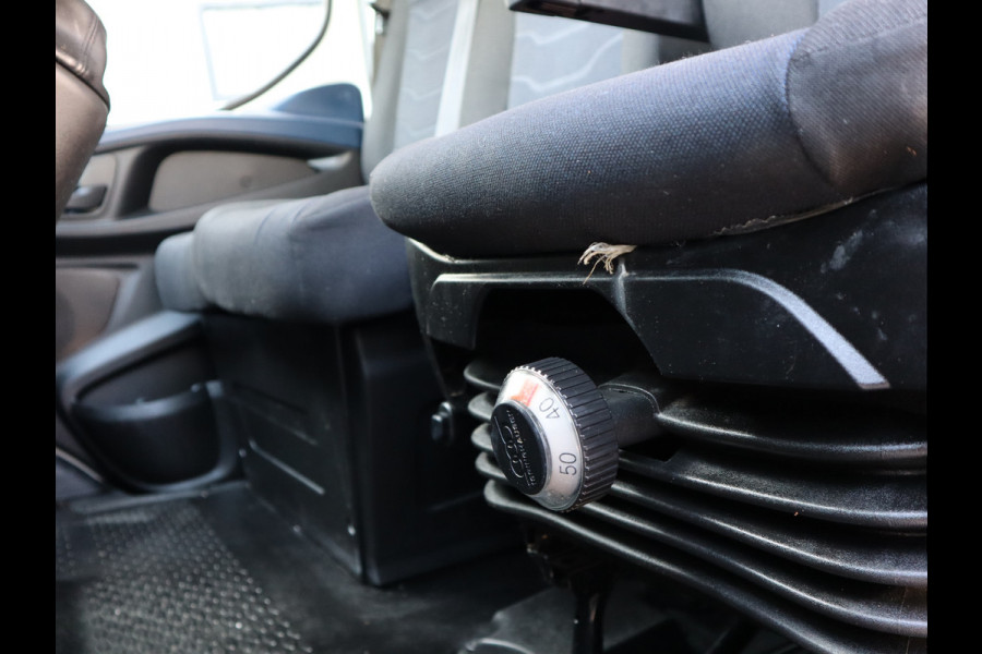 Iveco Daily 35S18 3.0 Euro 6 Hi-Matic Automaat - L3H2 - Trekhaak - Airco