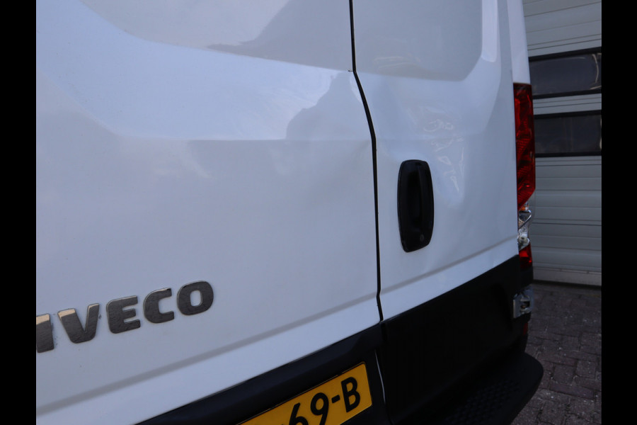 Iveco Daily 35S18 3.0 Euro 6 Hi-Matic Automaat - L3H2 - Trekhaak - Airco