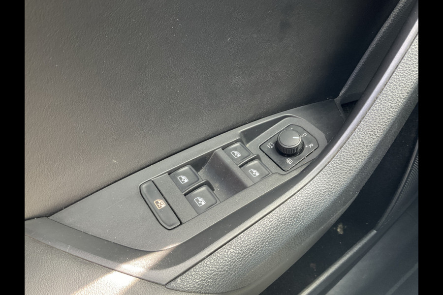 Škoda Kodiaq 7-Pers 1.5 TSI Limited Business 7-Pers Pano Automaat Canton Alcantara Vol opties!