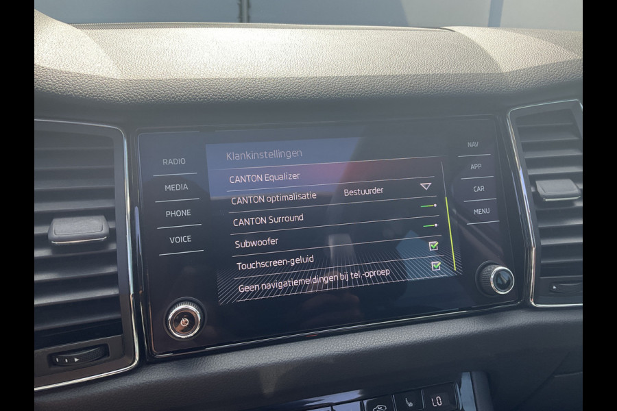 Škoda Kodiaq 7-Pers 1.5 TSI Limited Business 7-Pers Pano Automaat Canton Alcantara Vol opties!