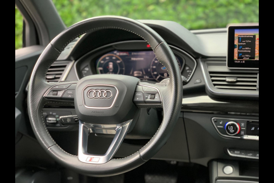 Audi Q5 50 TFSI e quattro S edition |PANO|LUCHTVERING|20''|S-LINE|BOMVOL !