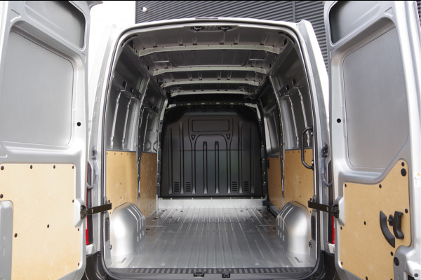Renault Master T35 2.3 dCi 135PK L2H2 Work Edition CAMERA, NAVI, CRUISE, AIRCO, APPLE CARPLAY/ANDROID, PDC DUBBELE CABINE LEVERB.