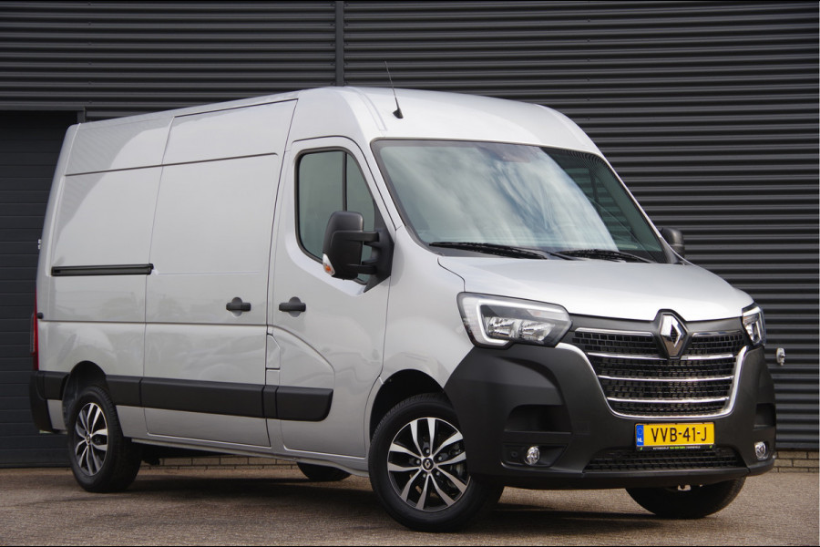 Renault Master T35 2.3 dCi 135PK L2H2 Work Edition CAMERA, NAVI, CRUISE, AIRCO, APPLE CARPLAY/ANDROID, PDC DUBBELE CABINE LEVERB.