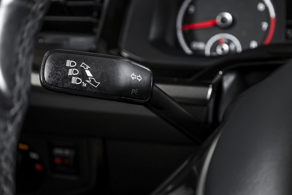 Volkswagen Polo 1.0 TSI 95 PK Comfortline | Adapt. Cruise | NAV + App. Connect | Airco | DAB | LM 17" |