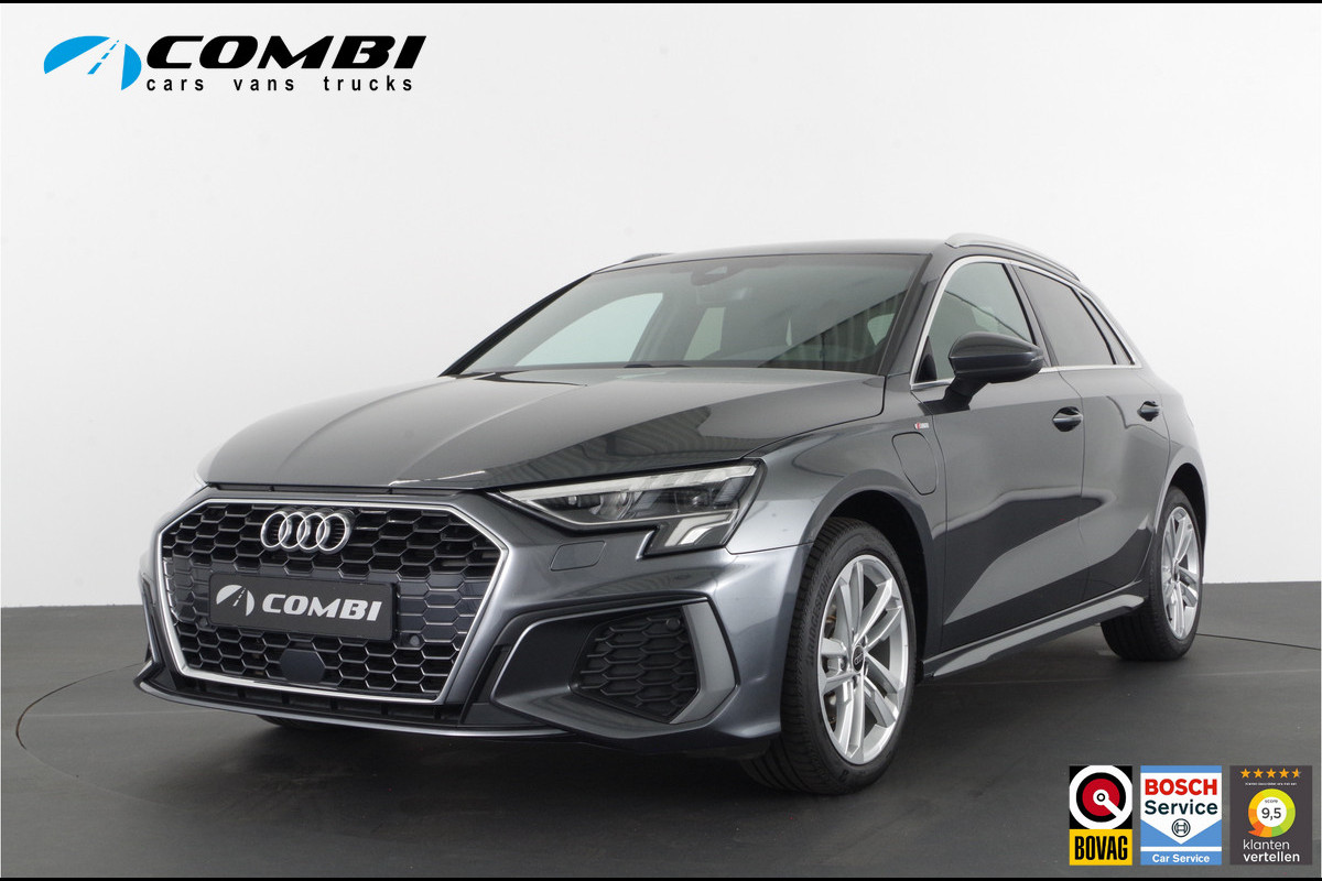 Audi A3 Sportback 40 TFSI e S line > 204pk/Daytona grijs/Adaptive cruise control/Stoelverwarming... Audi A3 Sportback 40 TFSI e S line > 204pk/Daytona grijs/Adaptive cruise control/Stoelverwarming...