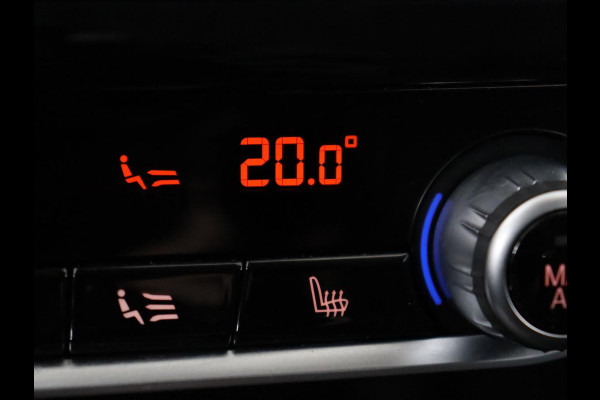 BMW X3 xDrive30i High Executive | Adaptive cruise | Head-Up | Leder | Carplay | Trekhaak | Camera | Stoelverwarming | Live Cockpit | 20'' lichtmetalen velgen | Keyless | Sportstoelen | Full LED | Navigatie