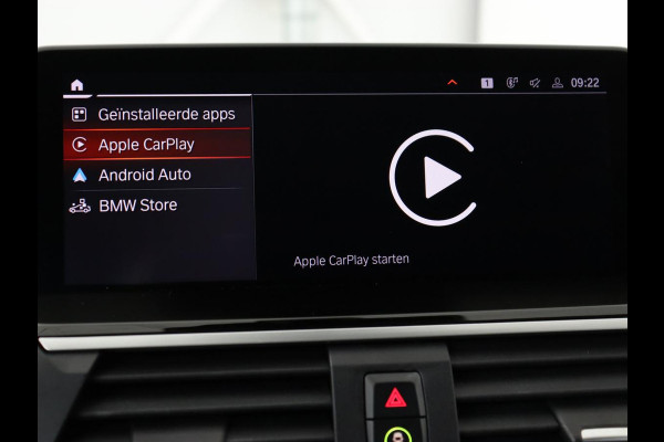BMW X3 xDrive30i High Executive | Adaptive cruise | Head-Up | Leder | Carplay | Trekhaak | Camera | Stoelverwarming | Live Cockpit | 20'' lichtmetalen velgen | Keyless | Sportstoelen | Full LED | Navigatie
