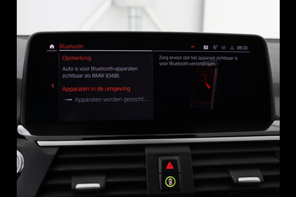 BMW X3 xDrive30i High Executive | Adaptive cruise | Head-Up | Leder | Carplay | Trekhaak | Camera | Stoelverwarming | Live Cockpit | 20'' lichtmetalen velgen | Keyless | Sportstoelen | Full LED | Navigatie