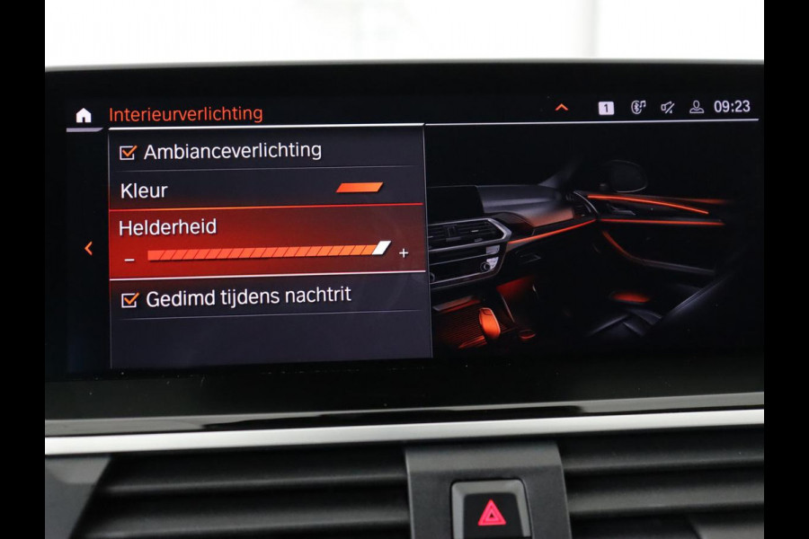 BMW X3 xDrive30i High Executive | Adaptive cruise | Head-Up | Leder | Carplay | Trekhaak | Camera | Stoelverwarming | Live Cockpit | 20'' lichtmetalen velgen | Keyless | Sportstoelen | Full LED | Navigatie