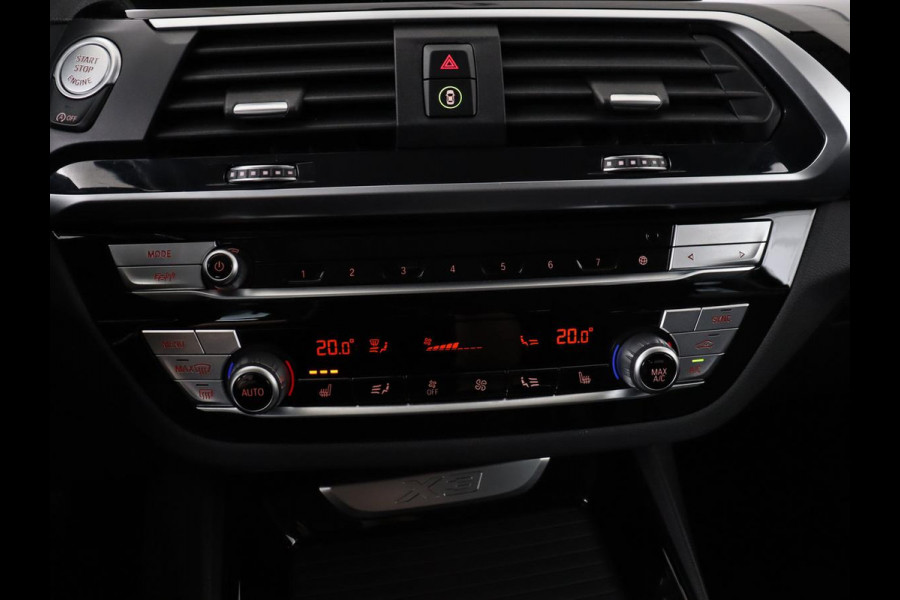 BMW X3 xDrive30i High Executive | Adaptive cruise | Head-Up | Leder | Carplay | Trekhaak | Camera | Stoelverwarming | Live Cockpit | 20'' lichtmetalen velgen | Keyless | Sportstoelen | Full LED | Navigatie