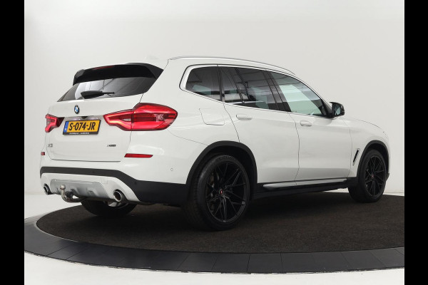 BMW X3 xDrive30i High Executive | Adaptive cruise | Head-Up | Leder | Carplay | Trekhaak | Camera | Stoelverwarming | Live Cockpit | 20'' lichtmetalen velgen | Keyless | Sportstoelen | Full LED | Navigatie