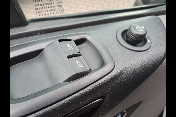 Ford Transit Custom 300 2.0 TDCI L2H1 Limited | Automaat | Trekhaak | Standkachel | App-connect | Navi | Sidebars |