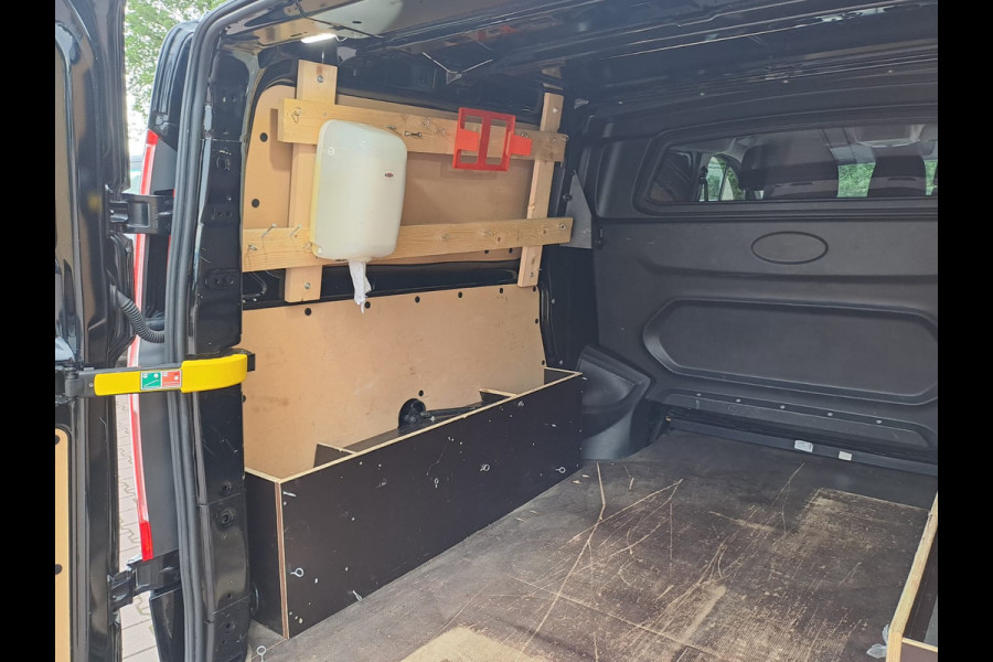 Ford Transit Custom 300 2.0 TDCI L2H1 Limited | Automaat | Trekhaak | Standkachel | App-connect | Navi | Sidebars |